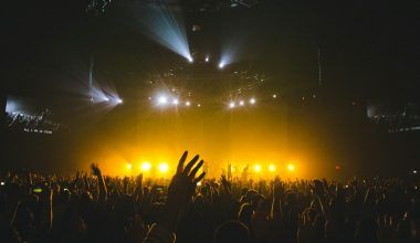 what does mix mean at a concert