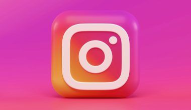 how to get a check mark on instagram