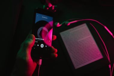 how to add lyrics to apple music