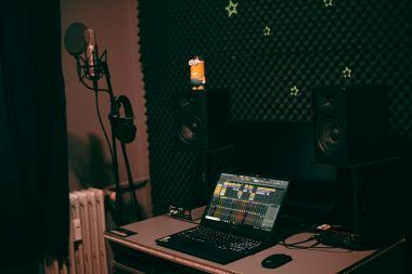 how to create the perfect home studio