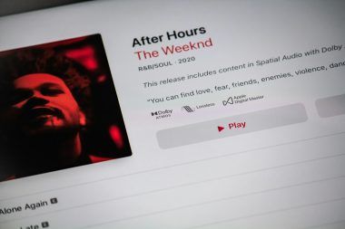 how to add lyrics on apple music