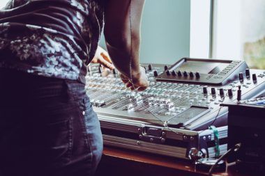 pitch song to independed playlists after release