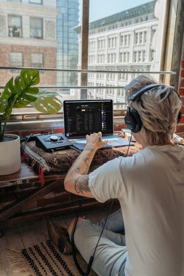 lyrics music app