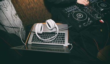 Distribute your song on Spotify with 100% royalties