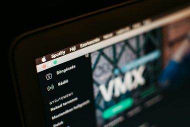 Upload your video on all streaming platforms without a distributor