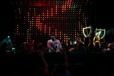 Monetize your video on Apple Music easily